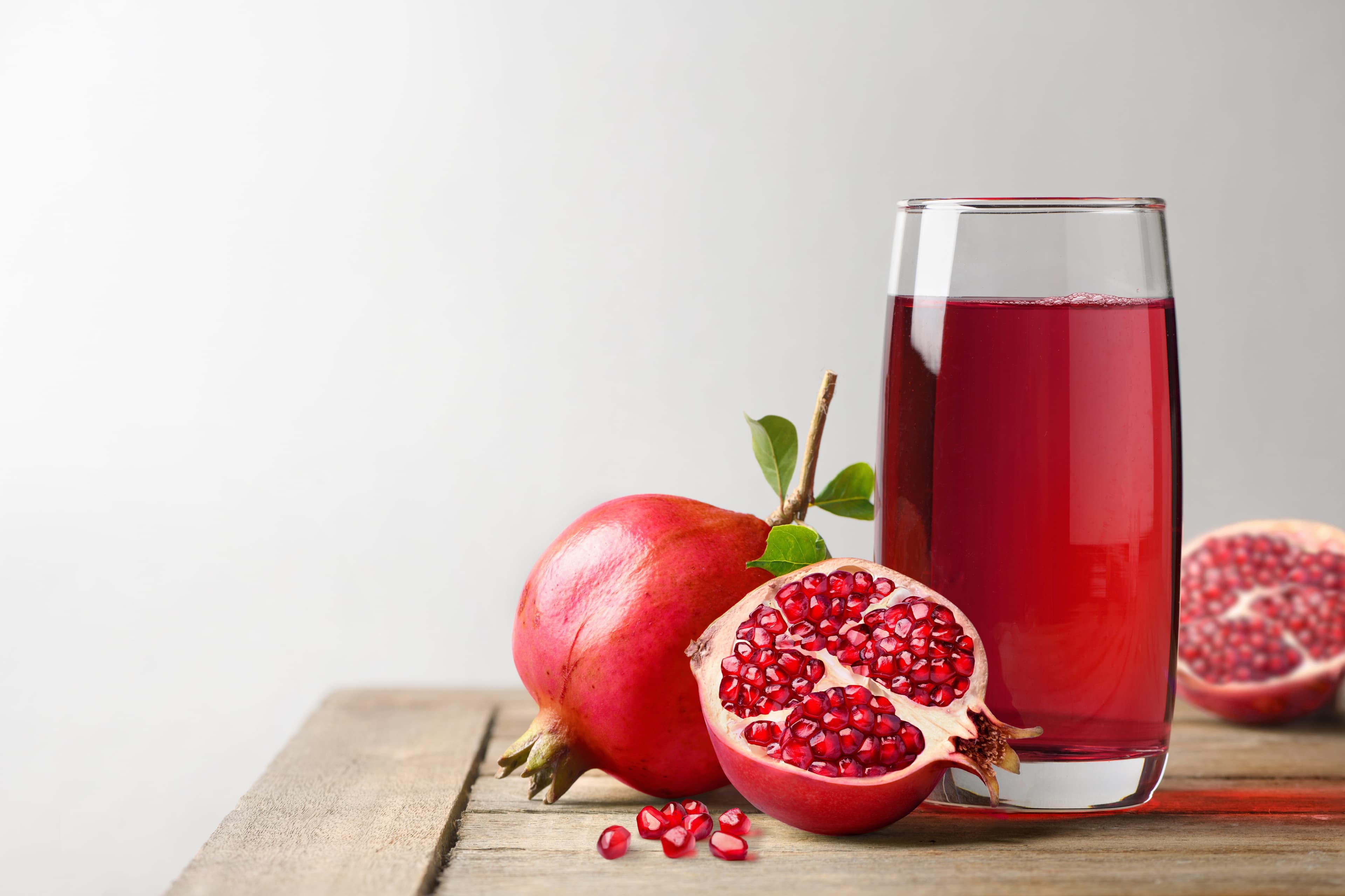 FRESH POMEGRANATE JUICE